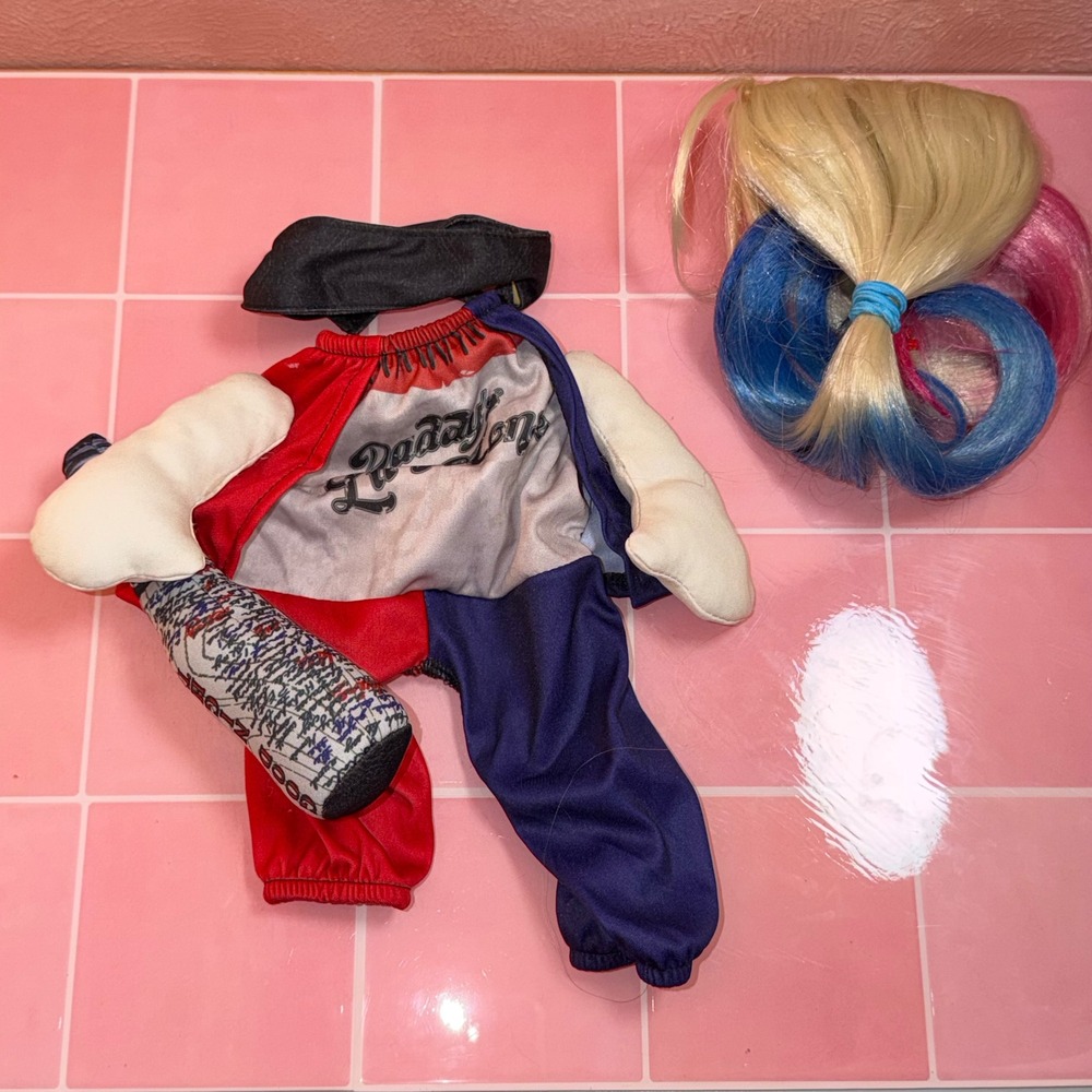 DC Comics Harley Quinn Pet Costume Suicide Squad Dog Outfit Small Wig Puddin